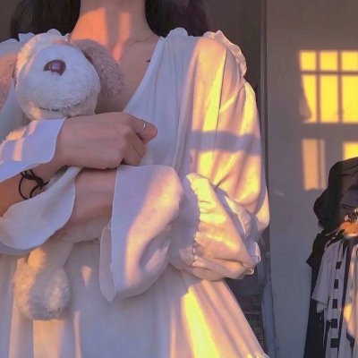女恶魔人